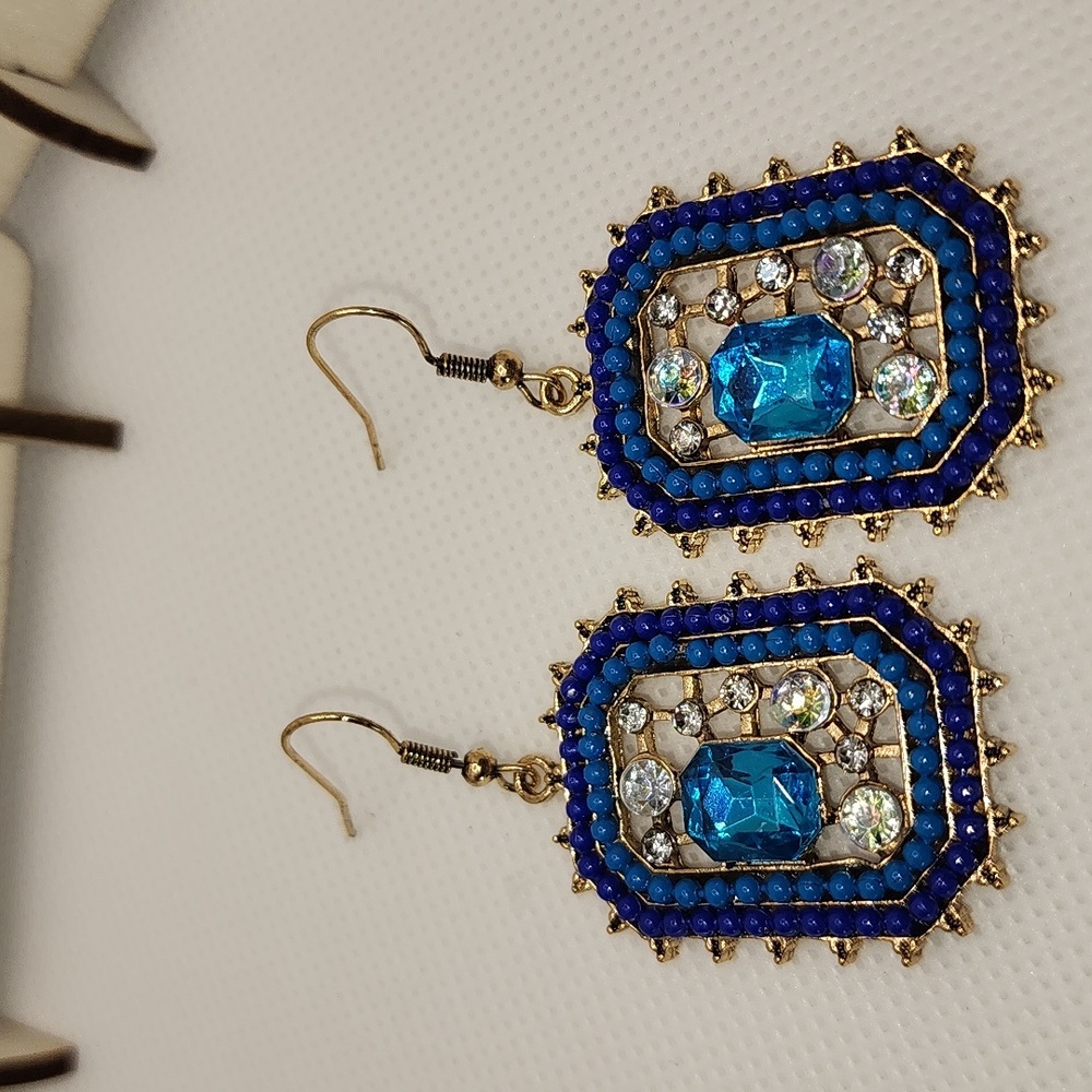 Elegant Blue‎ and Gold Earrings
